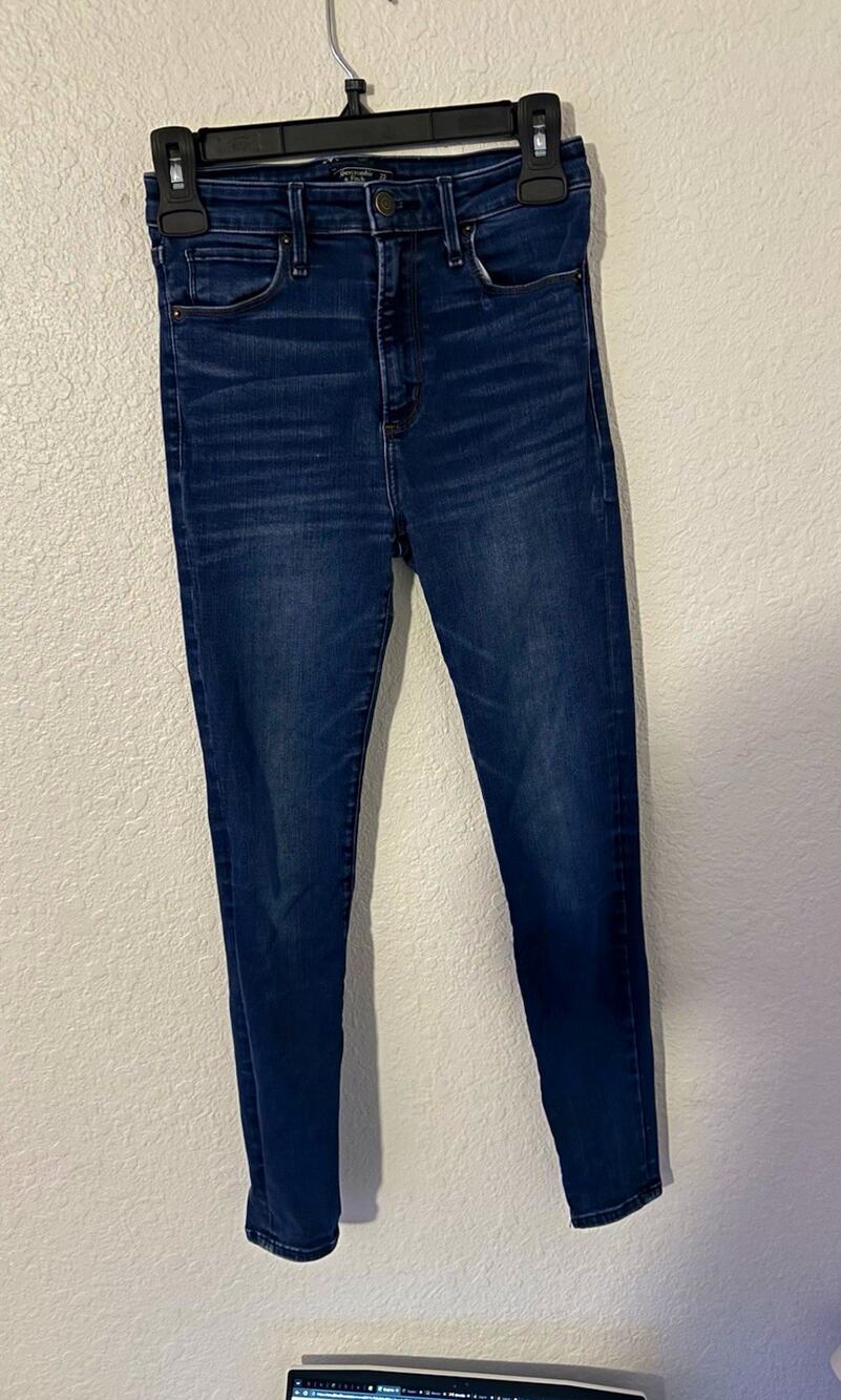 Abercrombie & Fitch Women’s High Rise Skinny Jeans Blue Medium Wash Size 25